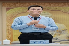 西北大學歷史學院教授、佛教研究所所長李利安教授作為「計畫主持人」首先為與會學子致辭並作闡明活動宗旨。