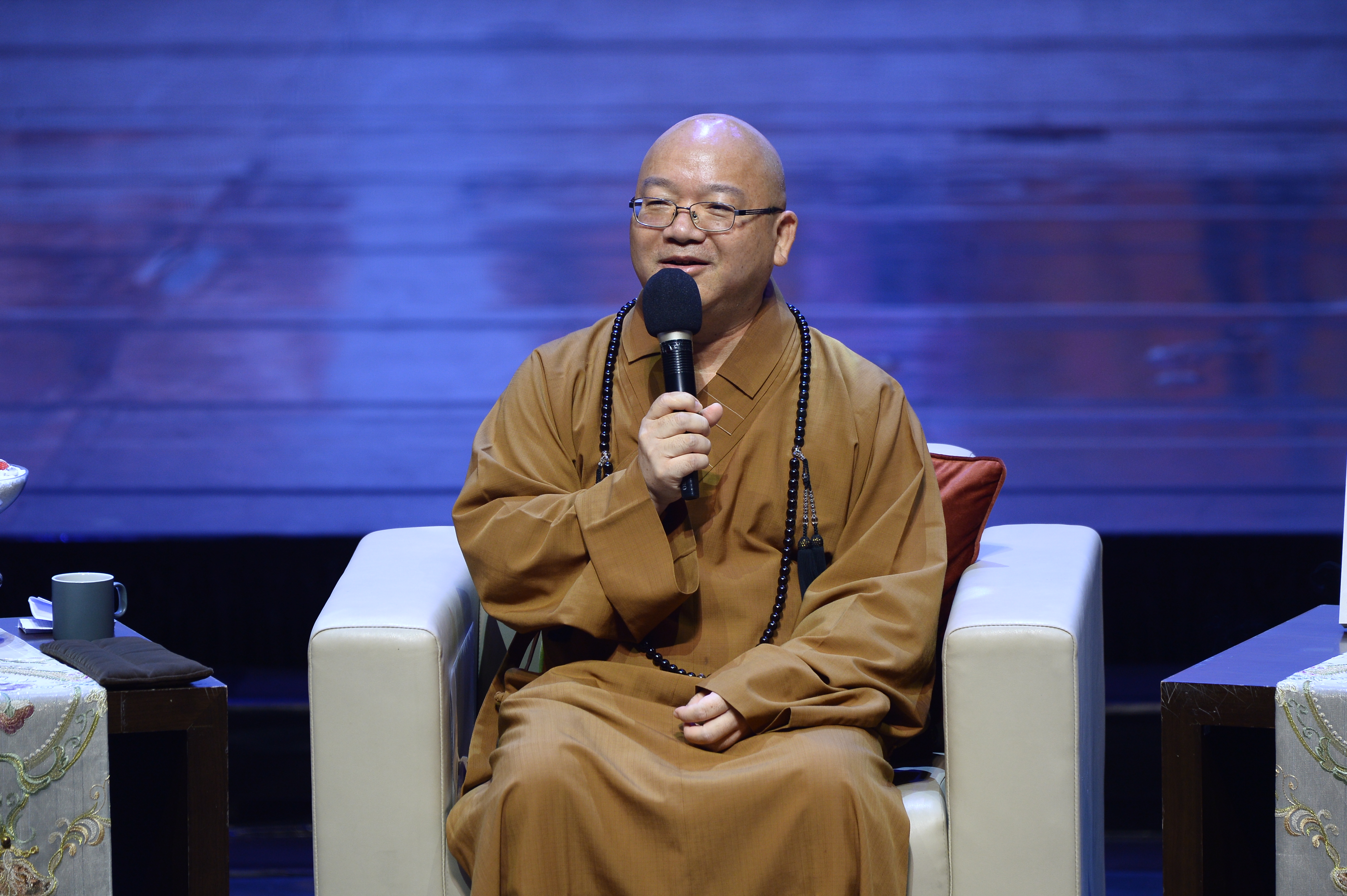 佛光山住持心保和尚闡述每一年佛誕節「浴佛」的意義，期盼大眾在浴佛當下清淨身口意、去除貪瞋癡，在灌沐如來的同時也清淨自己的心。